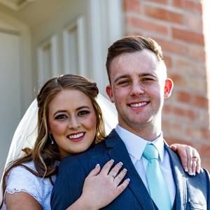 Meet your Posher, Melece